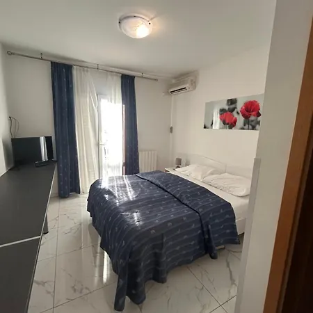 Mira Guest house 3*