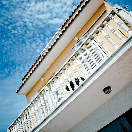 Mira Maison d'hôtes 3*