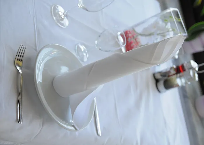 Mira ゲストハウス カスタヴ